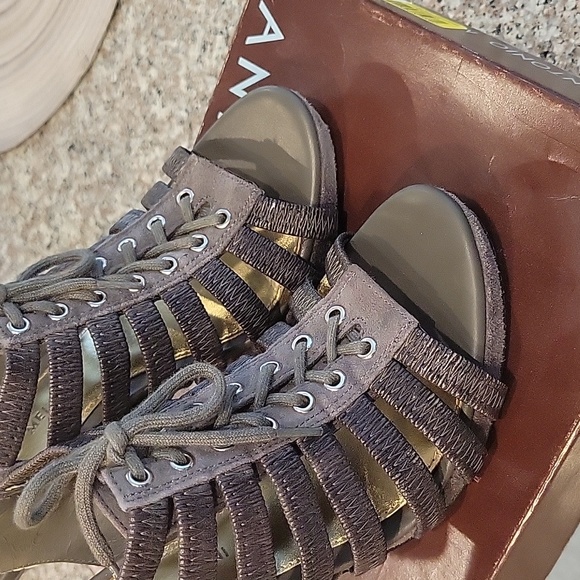 Purchased Sandals at Dillards and are Antonio Melani. Sandals are Sz 8. - Picture 5 of 6